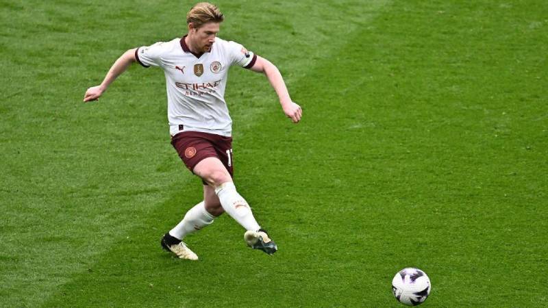 Kevin De Bruyne  pass