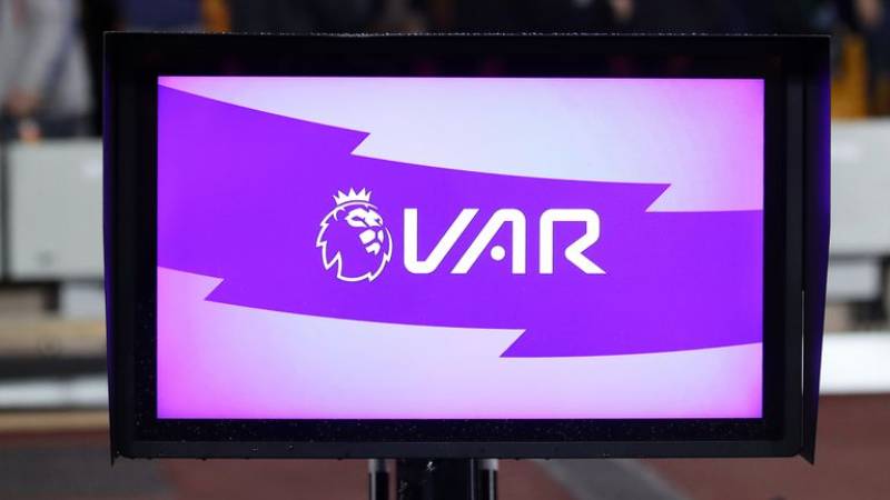 VAR là gì?